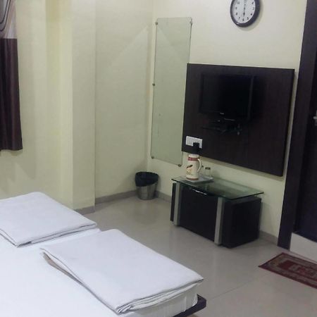 Hotel Muskan Palace Ujjain Zewnętrze zdjęcie